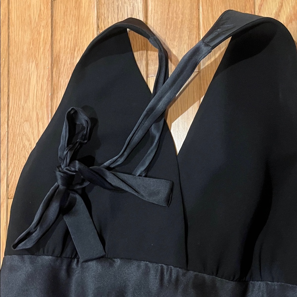 Jones New York Elegant Black Halter Dress - Picture 6 of 6